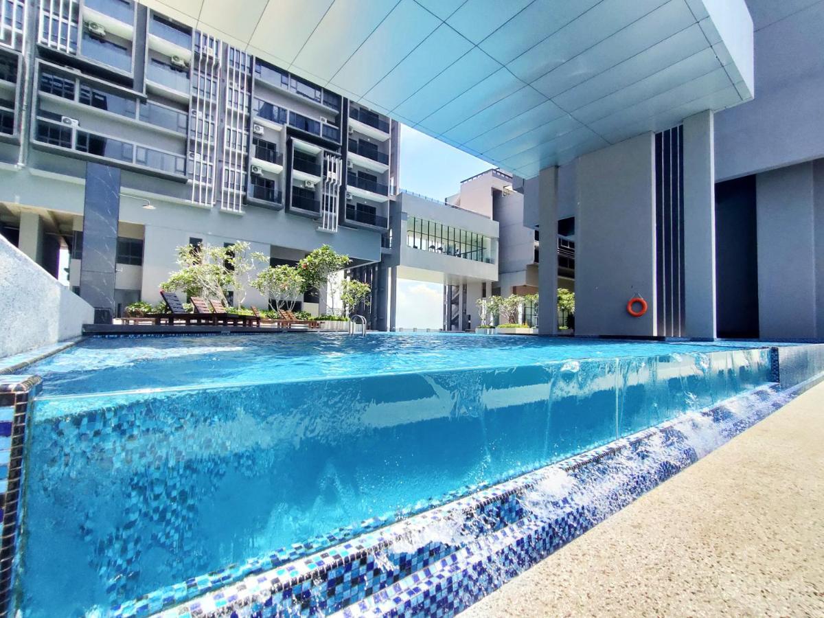 Melaka Town - Imperio Residence Studio With Bathtub المظهر الخارجي الصورة